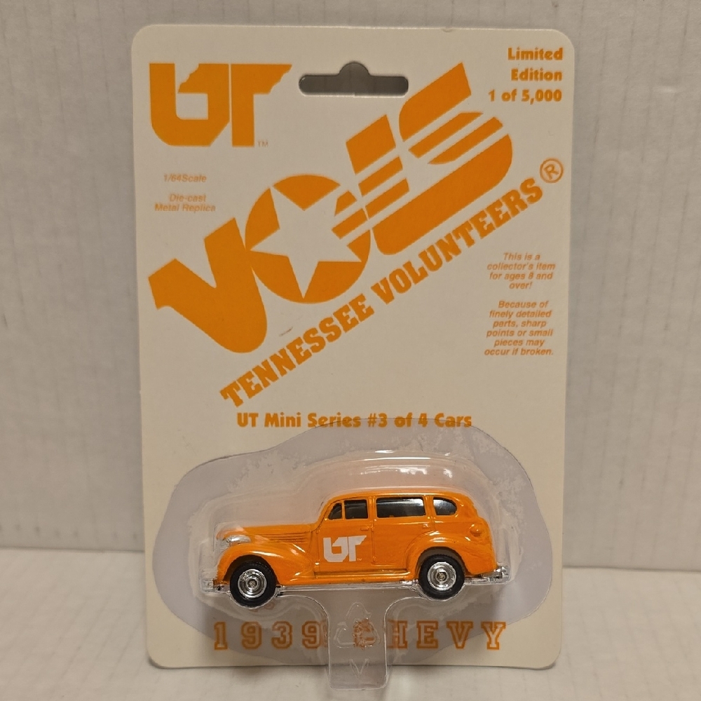Orange UT Tennessee Volunteers 1939 Chevy Die-Cast Car